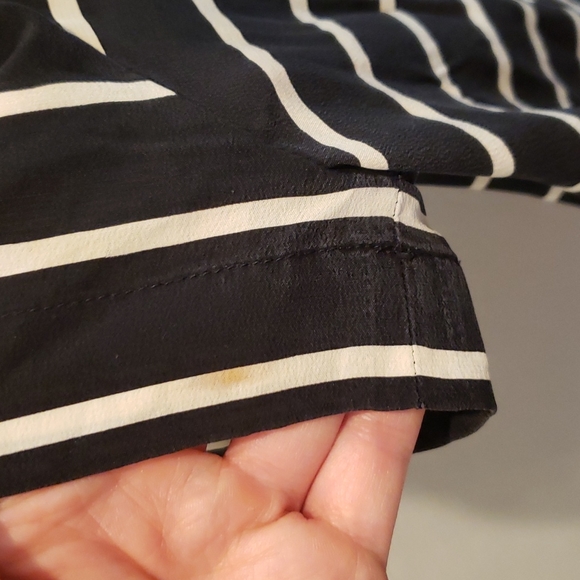 Madewell Silk Tailored Tee in Black and White Stripe | Size XS - Picture 11 of 11